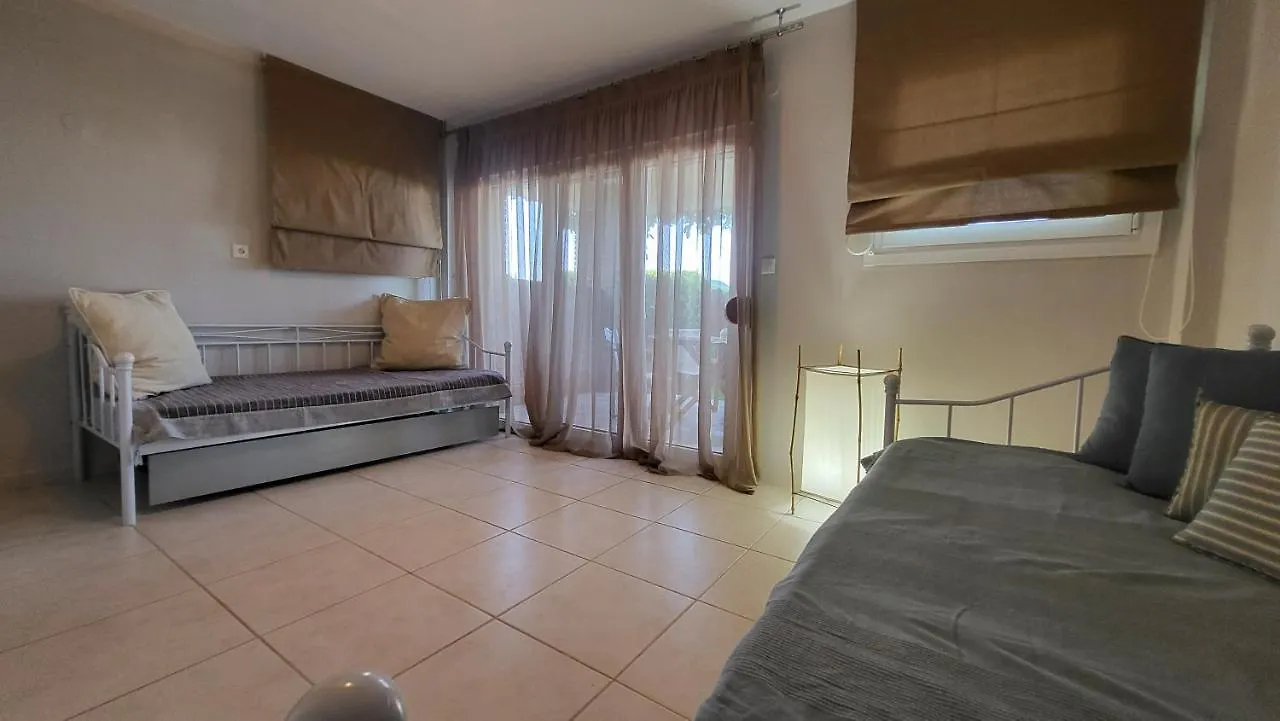 Apartment Evita Maisonette, Elegant Beachfront Apt, Polychrono