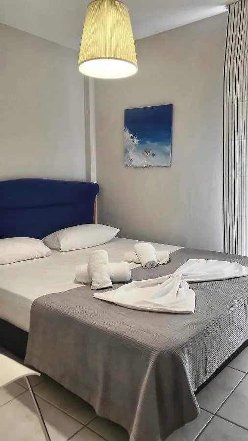 Apartment Evita Maisonette, Elegant Beachfront Apt, Polychrono