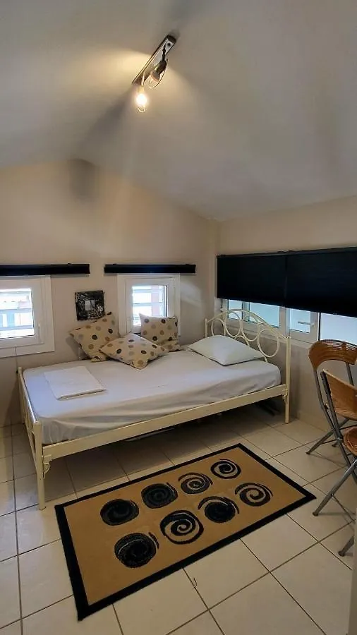 Apartment Evita Maisonette, Elegant Beachfront Apt, Polychrono